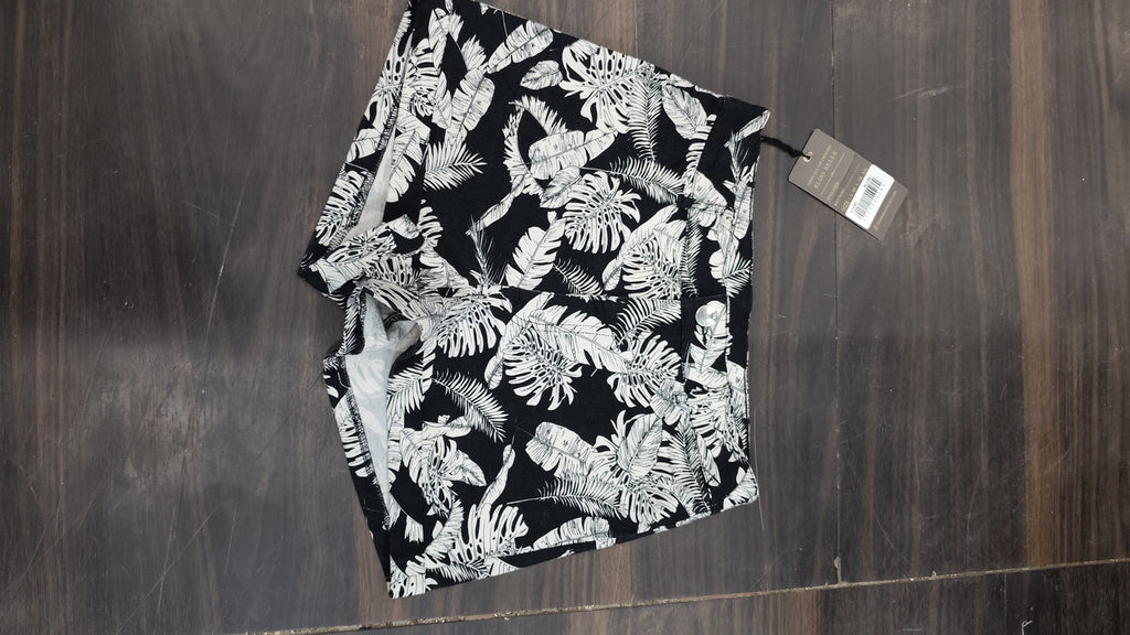 High-Waisted Black & White Leaf Pattern Shorts : Size 32