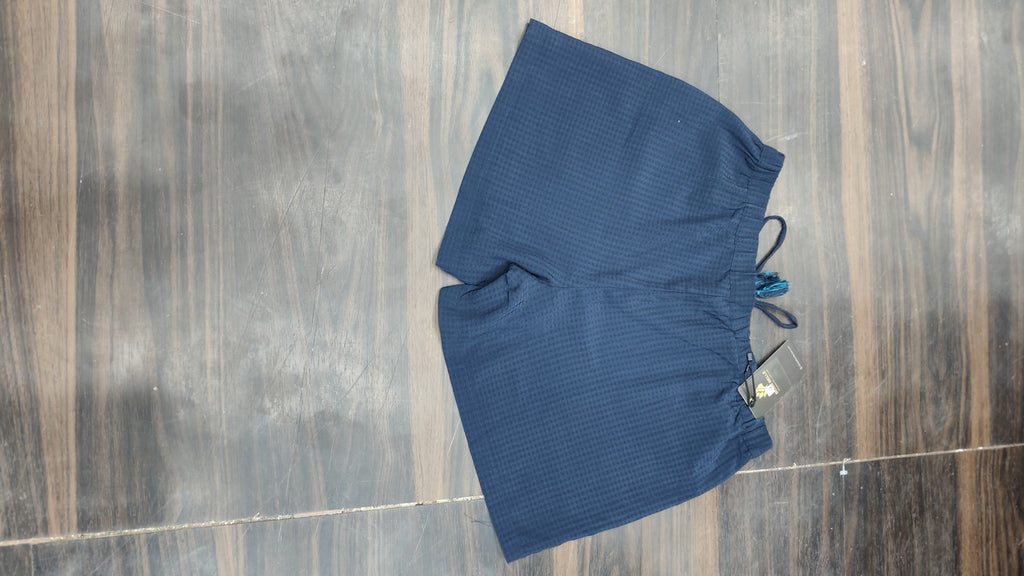 Seersucker Pull-On Shorts : Size 32