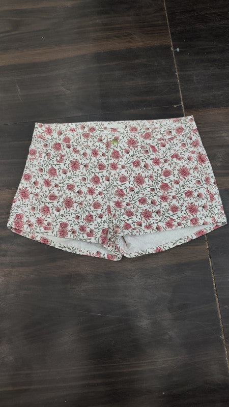 H&M Pink Floral Denim Shorts : Size 32