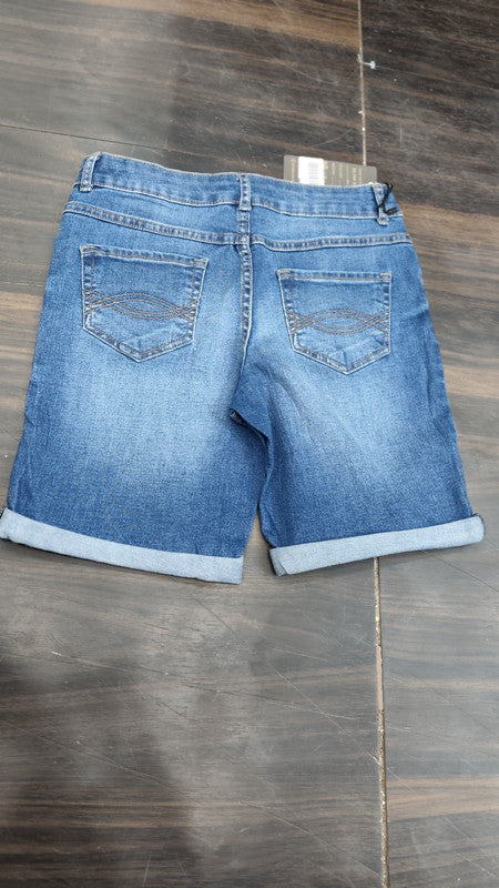 Women's Mid-Rise Cuffed Denim Shorts : Size 26