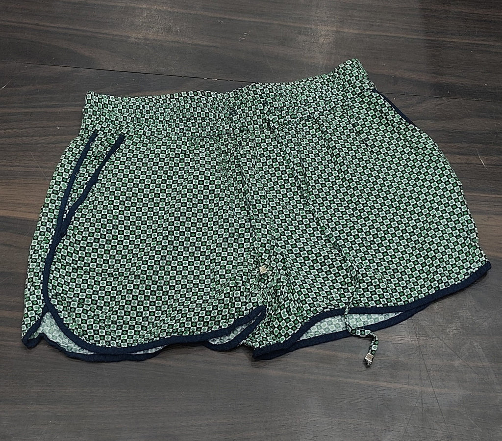 Green Geometric Print Dolphin Shorts : Size 28
