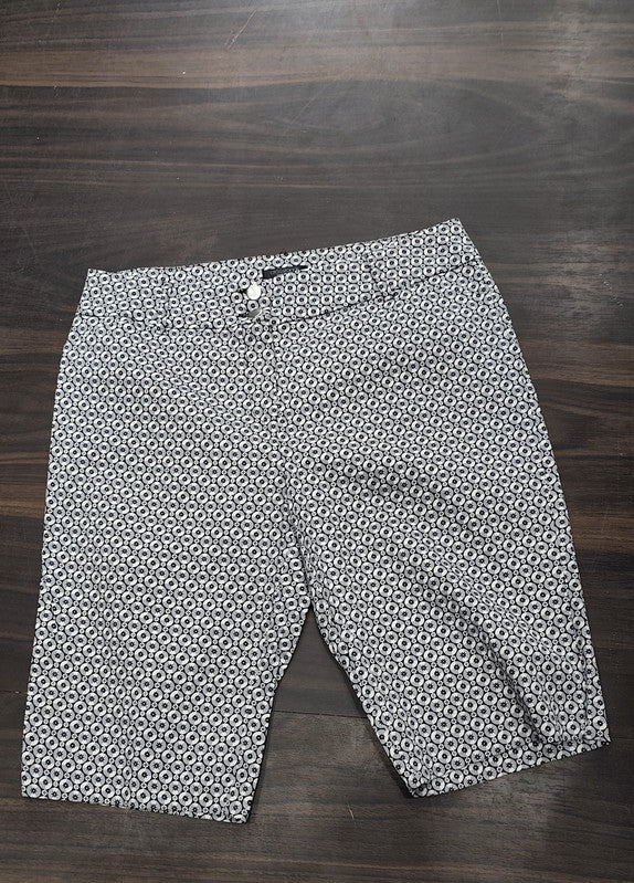White House Black Market Patterned Bermuda Shorts : Size 28