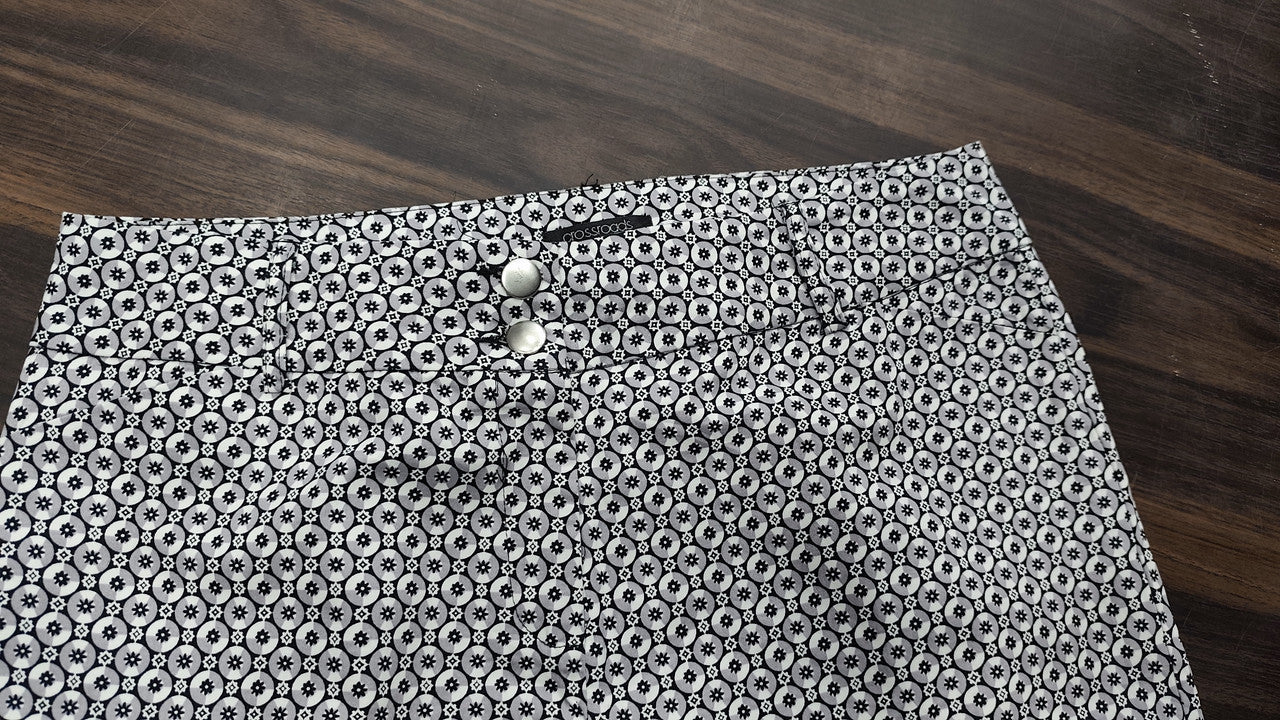 White House Black Market Patterned Bermuda Shorts : Size 28
