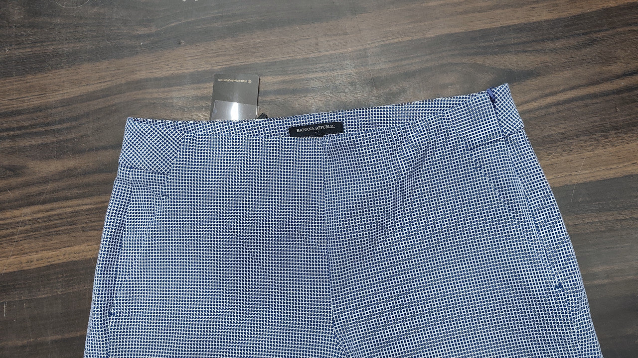 Textured Print Chino Shorts : Size 34