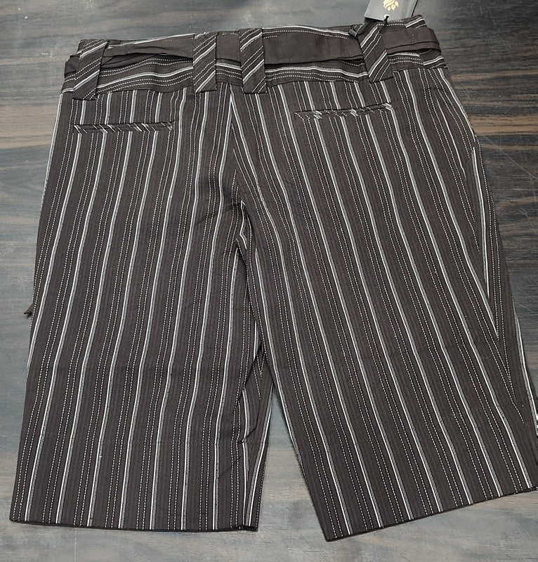 Black and White Pinstripe Belted Culottes : Size 32