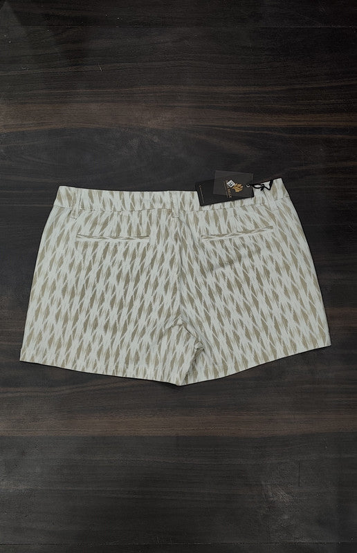 Mid-Rise Twill Chino Shorts : Size 38