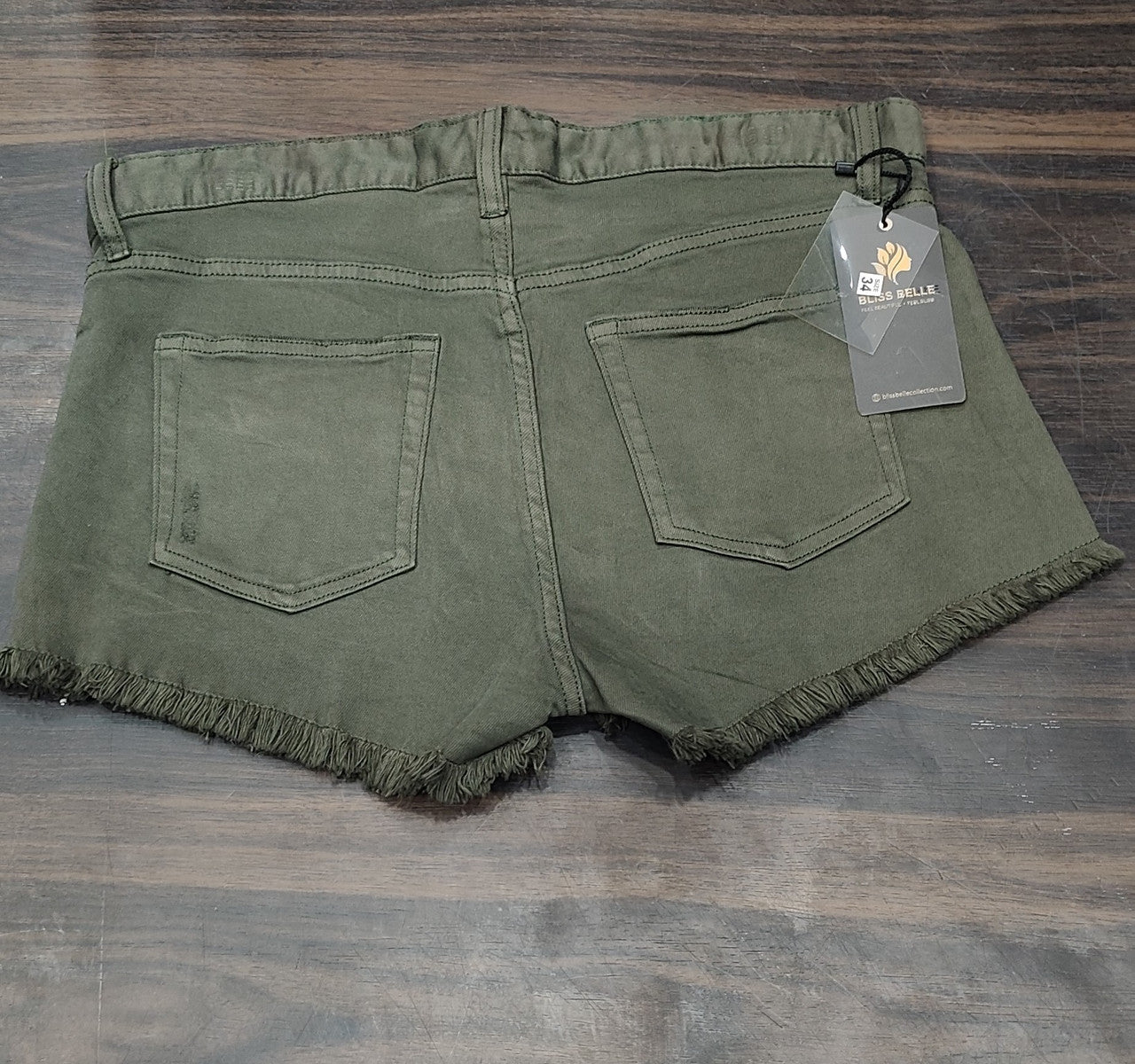 Women's Distressed Frayed-Hem Denim Shorts : Size 34