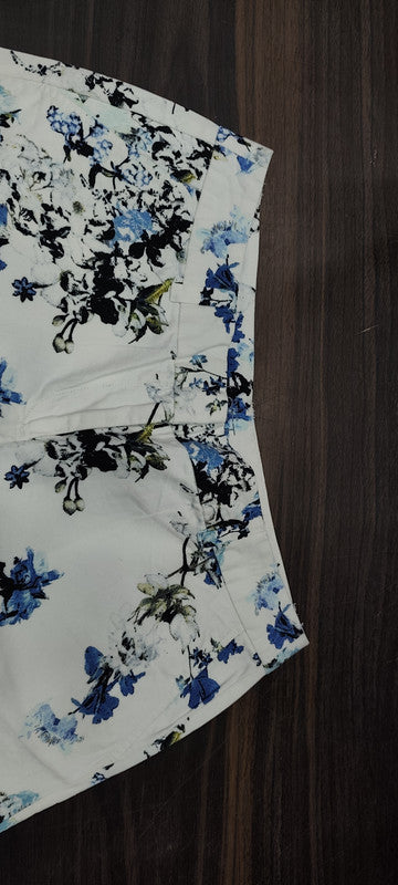 LOFT Blue and White Floral Women's Shorts : Size 28