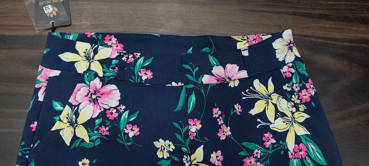 Women’s Navy Blue Floral Print Summer Shorts : Size 32