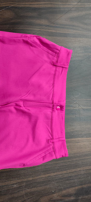 Solid Women’s Pink Sports Shorts : Size 32