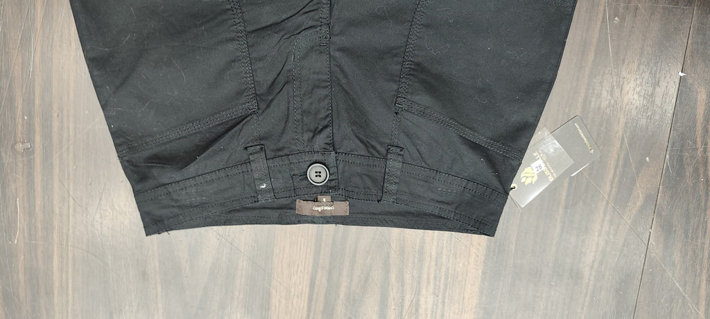 Black Bermuda Shorts with Utility Pockets : Size 28