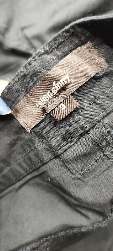 Black Bermuda Shorts with Utility Pockets : Size 28