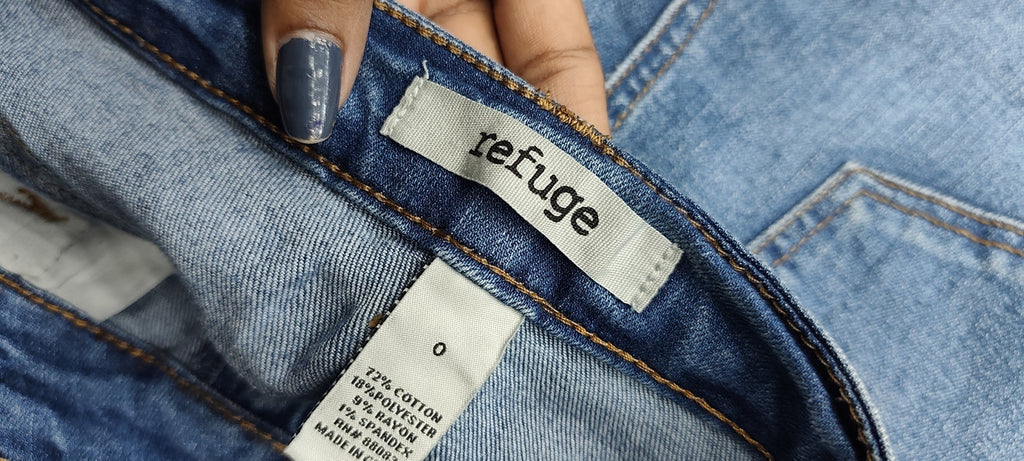 Refuge Women's Mid-Rise Cuffed Denim Shorts – Classic Medium Wash : Size 28
