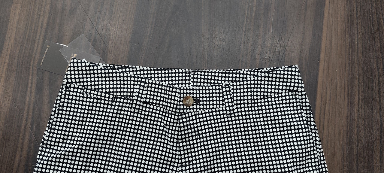 Women's Mid-Rise Gingham and Polka Dot Tailored Shorts : Size 32