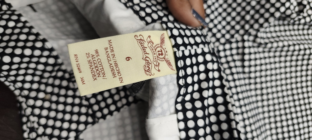 Women's Mid-Rise Gingham and Polka Dot Tailored Shorts : Size 32