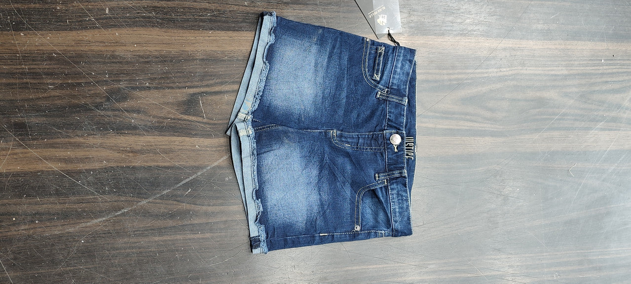 Silver Jeans Co. Elyse Women's Distressed Denim Shorts : Size 28