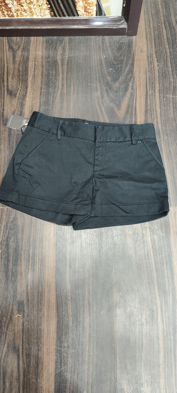 Calvin Klein Women's Low-Rise Cuffed Chino Shorts – Black : Size 34