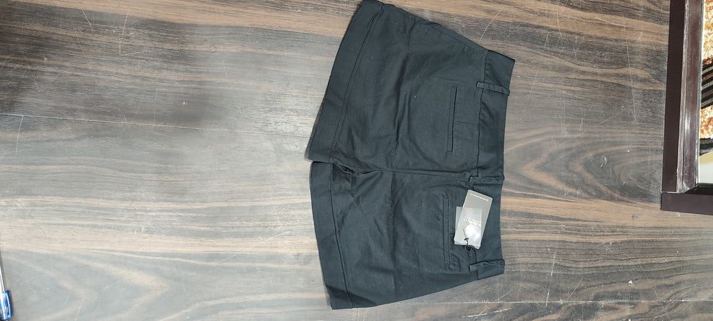 Calvin Klein Women's Low-Rise Cuffed Chino Shorts – Black : Size 34
