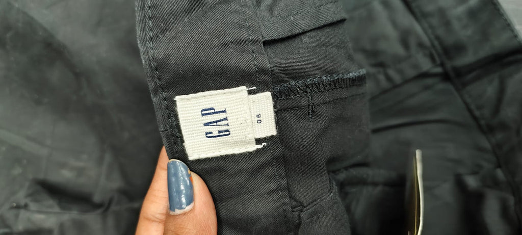 GAP Weekend Stretch Chino Short : Size 32