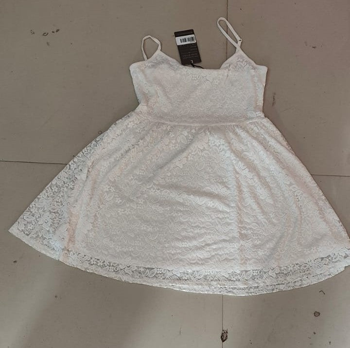 Elegant White Lace Mini Dress - Size: XXS