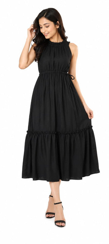 Black Halter Neck Tiered Maxi Dress - Size: L