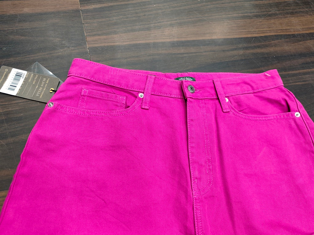 Women's Highest Rise Mom Jean Shorts : Size 34